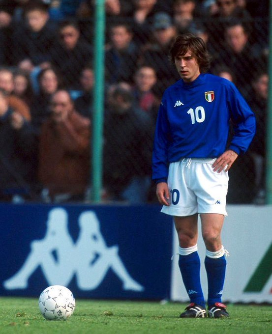 老照片回顾意大利球星皮尔洛|世界杯_新浪体育_新浪新闻